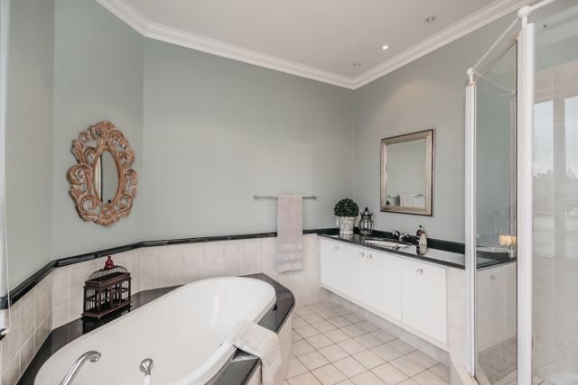 5 Bedroom Property for Sale in Aurora Western Cape